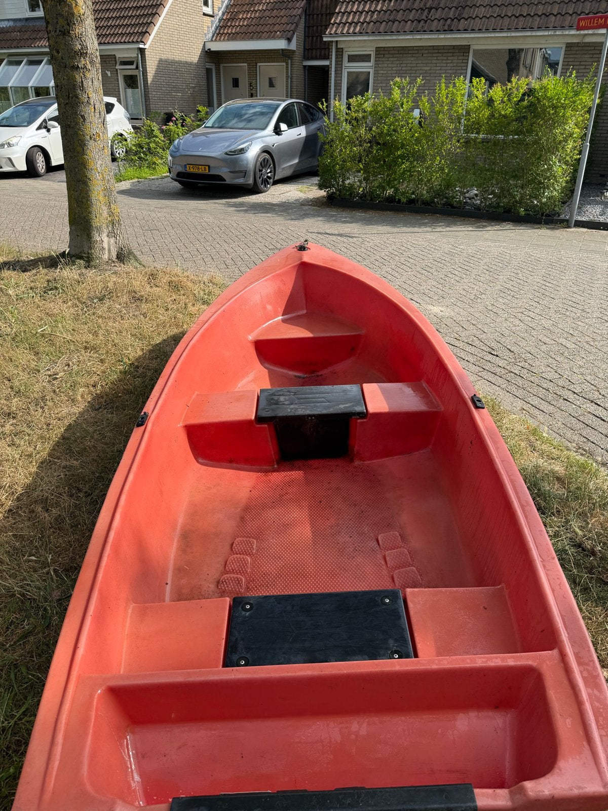 Pioner 12 roeiboot / visboot - robuust en stabiel, Watersport en Boten, Roeiboten, Gebruikt, Visboot, Kunststof, Geschikt voor motor