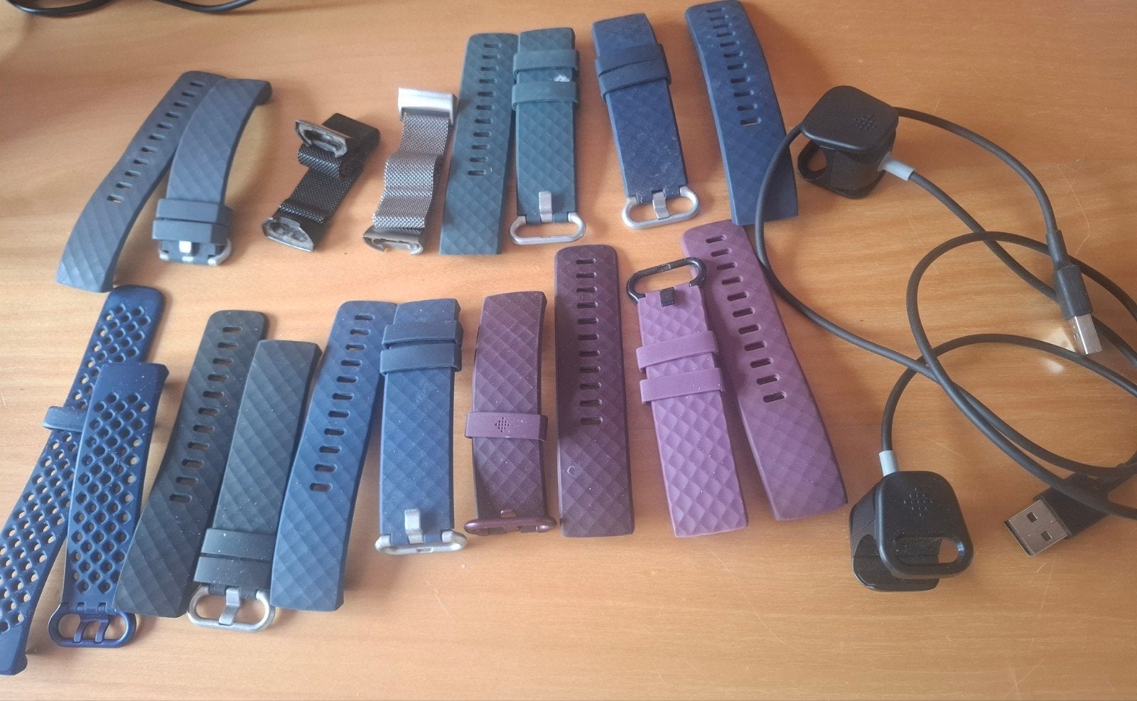 bandjes en laders voor fitbit charge 4., Verzenden, Zwart, Fitbit