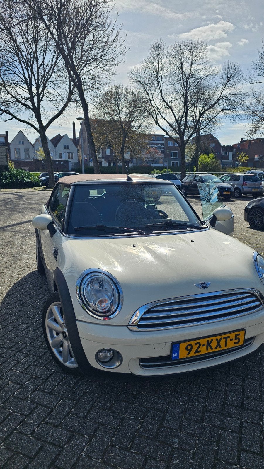 Mini Cabrio 1.6 120pk 2010 Wit, Auto's, Mini, 4 cilinders, Cabriolet, 4 stoelen, Handgeschakeld
