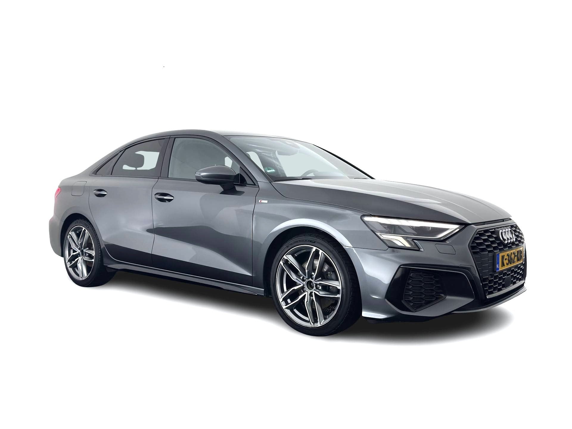 Audi A3 Limousine 35 TFSI S edition (INCL-BTW) *AUT | 1/2 LE, 4 cilinders, 150 pk, Origineel Nederlands, Bedrijf