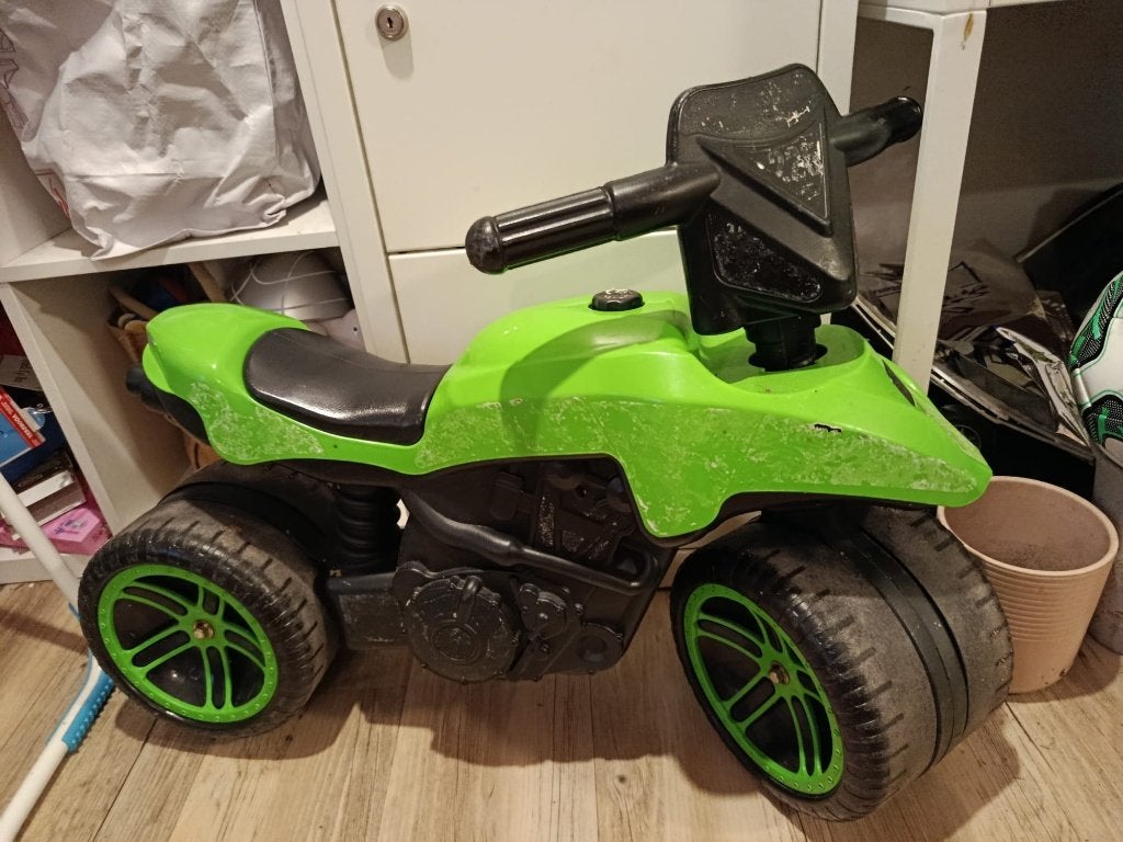 Groene loopmotor voor kinderen, Ophalen of Verzenden, Gebruikt, Loopfiets