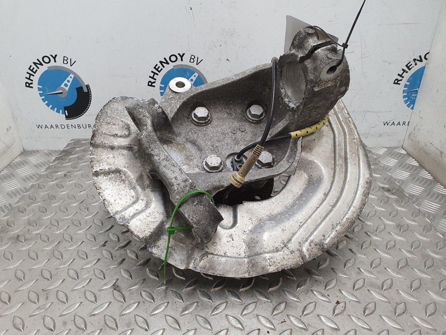 BMW 1 SERIES E87 130i Cup FUSEE LV 2006, Ophalen of Verzenden, Gebruikt, Stiba lid