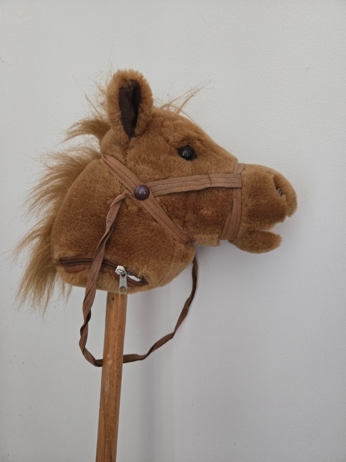Hinnekend en galopperend stokpaard, Ophalen, Jongen of Meisje