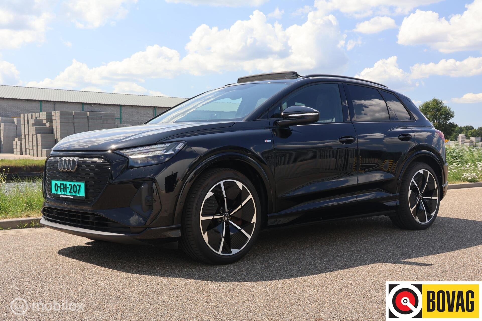 Audi Q4 e-tron 40 S-Line I Panodak I RS stoelen | Sonos, Auto's, Audi, Automaat, Achterwielaandrijving, Gebruikt, Zwart