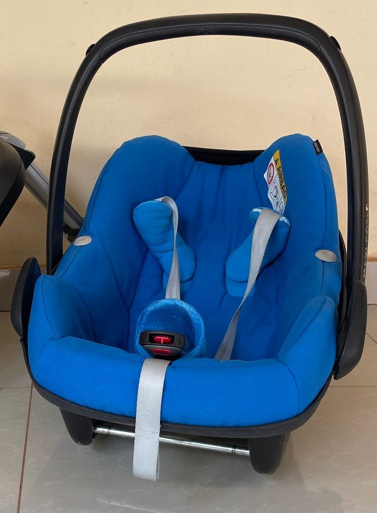 Maxi Cosi en 2x familyfix, Ophalen, Slaapstand, Zo goed als nieuw, Isofix