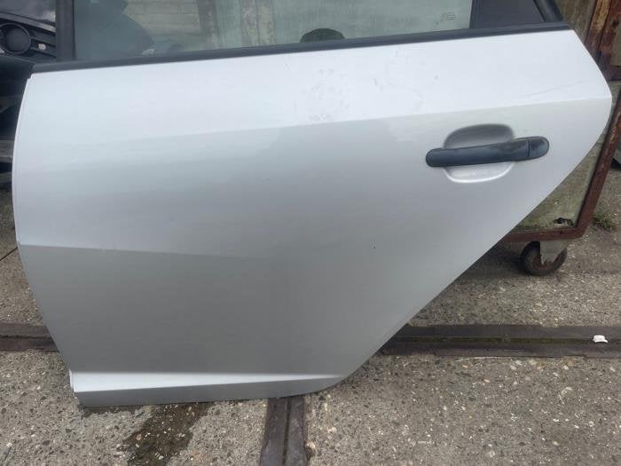 Portier 4Deurs links-achter van een Seat Ibiza (LX7W), Auto-onderdelen, Gebruikt, -, -, -