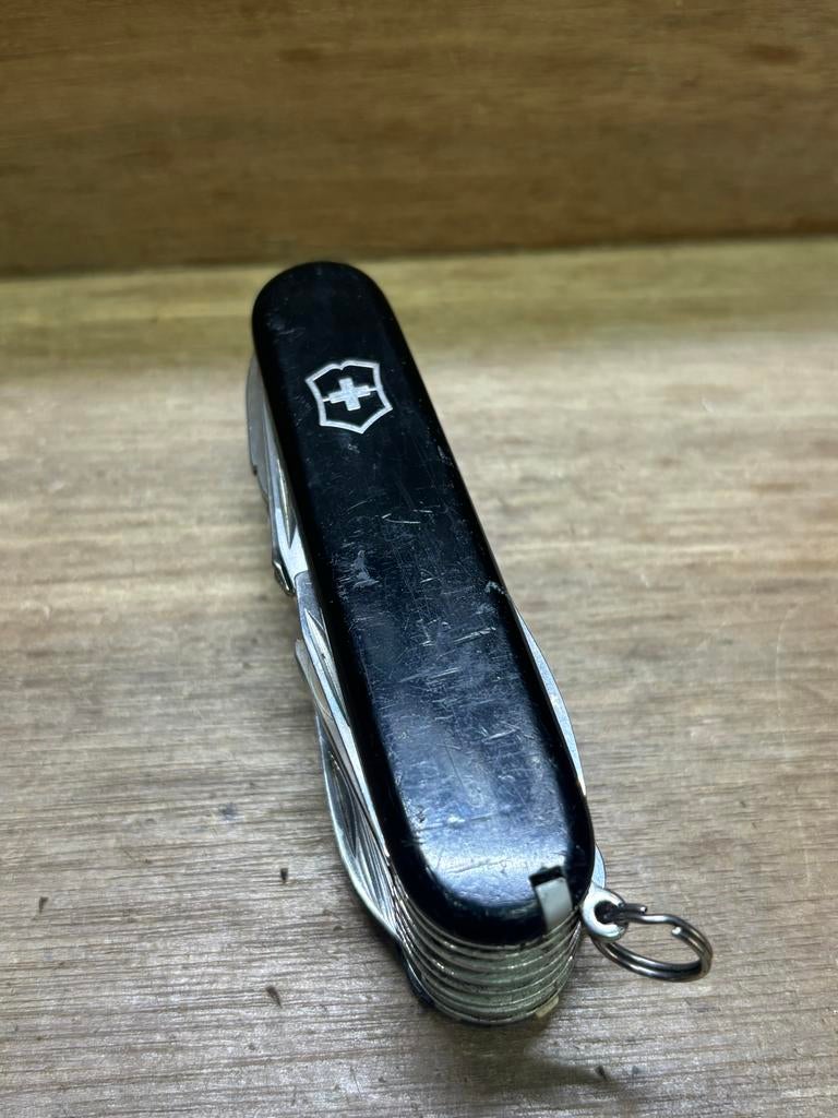 Victorinox SWISSCHAMP Zakmes Zwart - Multifunctioneel, Ophalen of Verzenden, Gebruikt