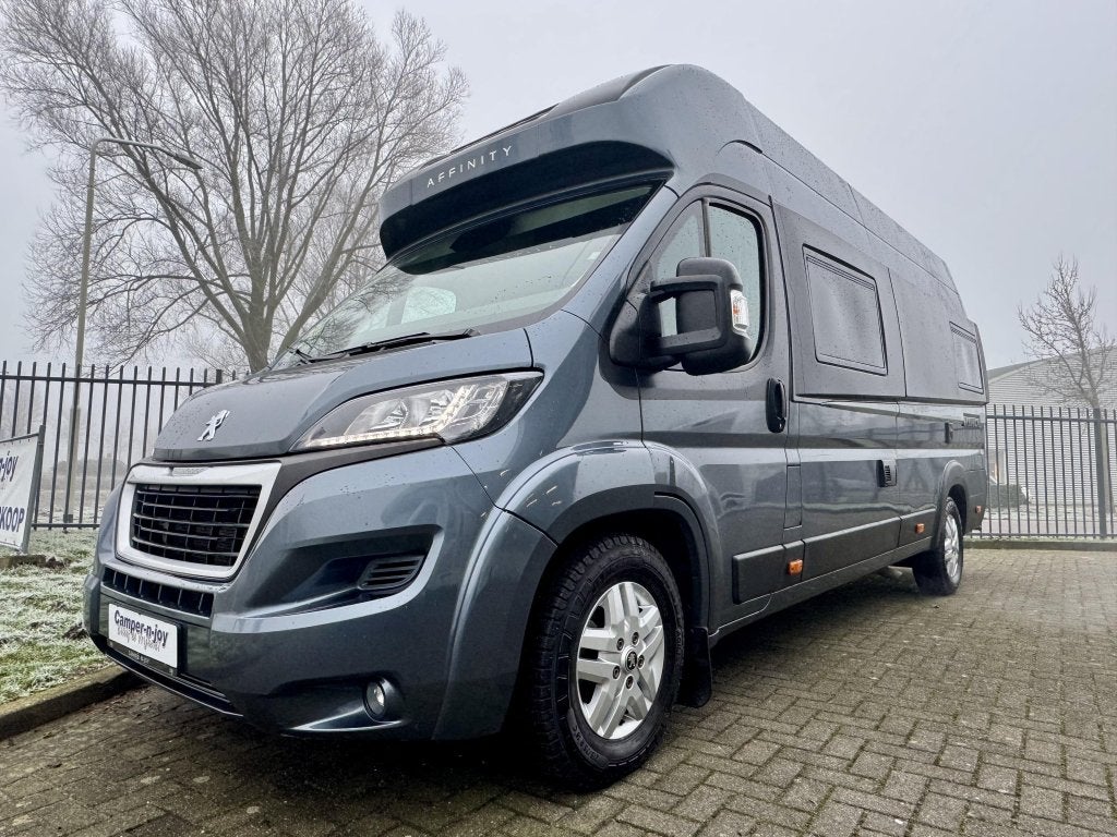 Affinity ONE, Caravans en Kamperen, Overige merken, Airbags, Buitenlamp, Treinzit