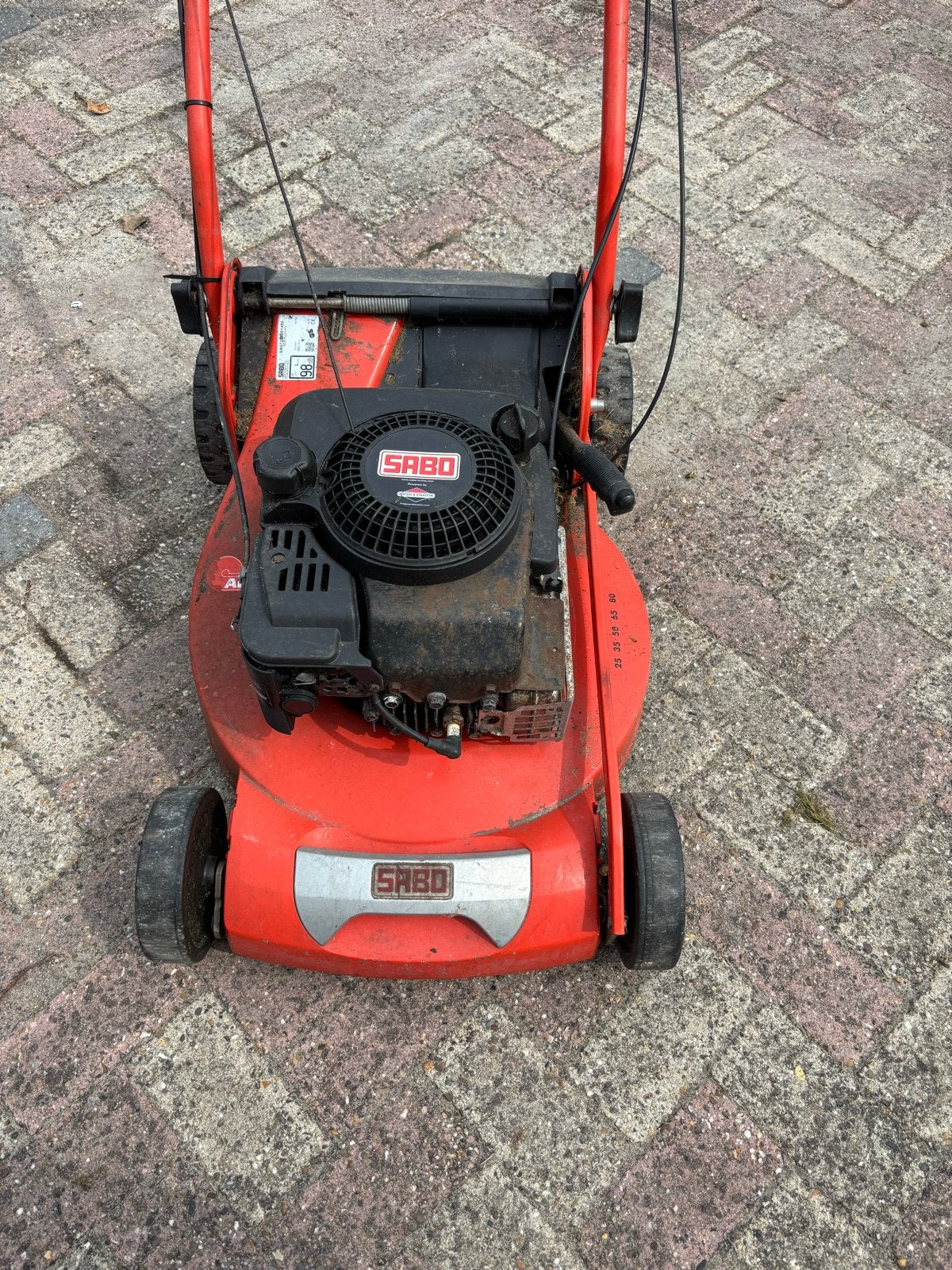Sabo grasmaaier 52-A Economy - Oudere dame zoekt liefde, Ophalen, Cirkelmaaier, Gebruikt, Benzine-grasmaaier