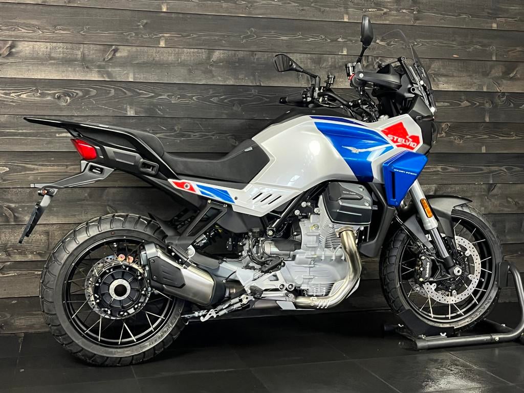 Moto Guzzi V100 STELVIO DUECENTO TRIBUTO (bj 2026), Motoren, Motoren | Moto Guzzi, Bedrijf, Meer dan 35 kW, Toermotor, 1042 cc