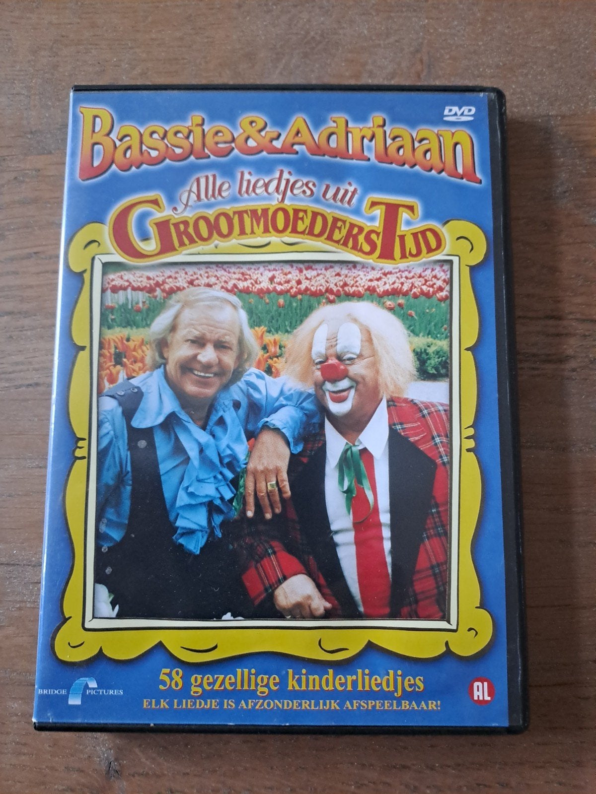 dvd, Bassie & Adriaan: Alle liedjes uit Grootmoeders Tijd, Alle leeftijden, Ophalen of Verzenden, Zo goed als nieuw, Tv fictie
