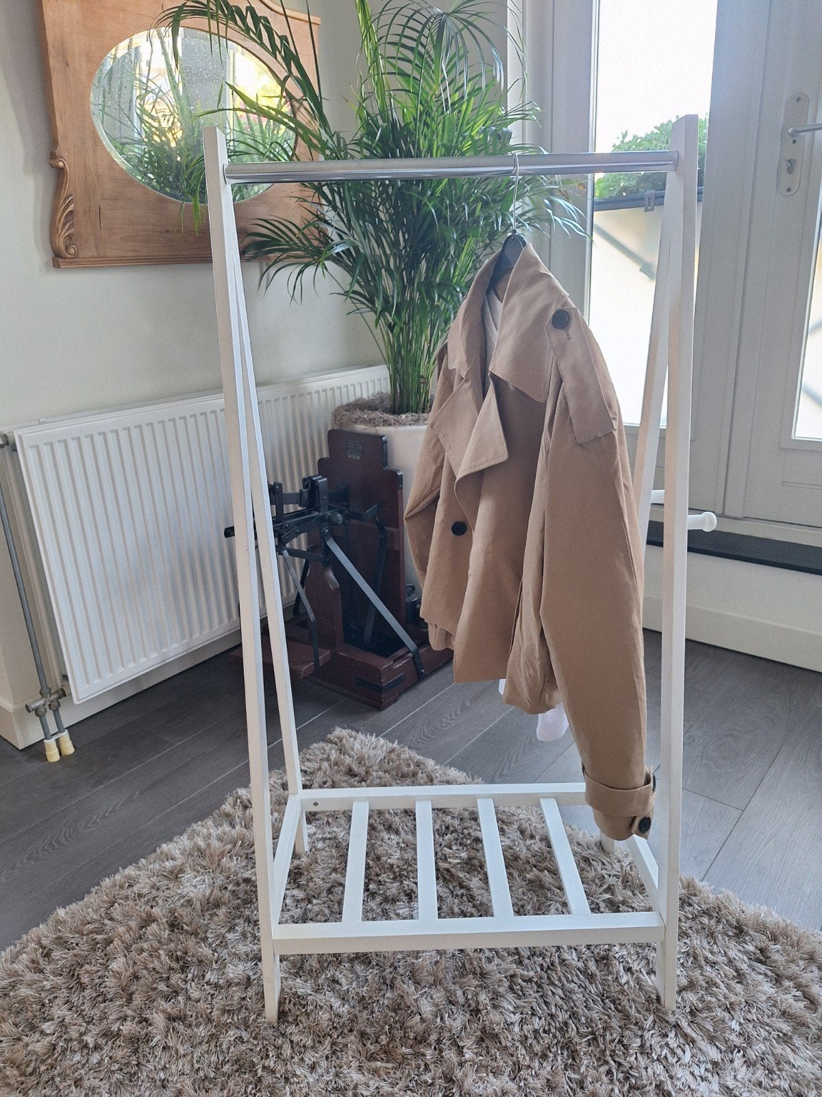 Witte houten kledingrek kapstok met opbergruimte 64x131x37, Ophalen, Overige typen, Zo goed als nieuw, 150 tot 200 cm