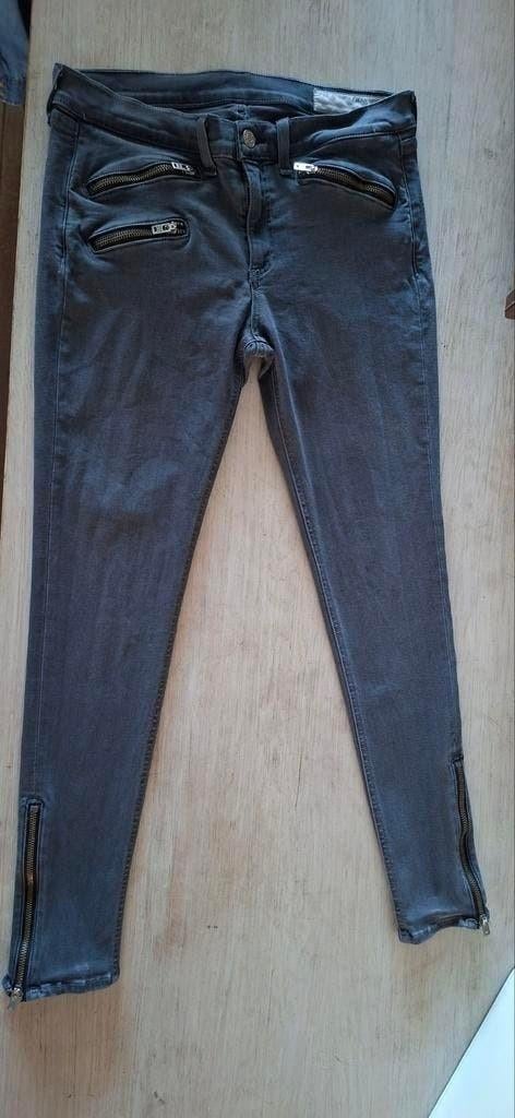 Rag & Bone slim fit / skinny jeans maat 30 (maat 38), Rag & bone, Ophalen of Verzenden, Zo goed als nieuw, W30 - W32 (confectie 38/40)