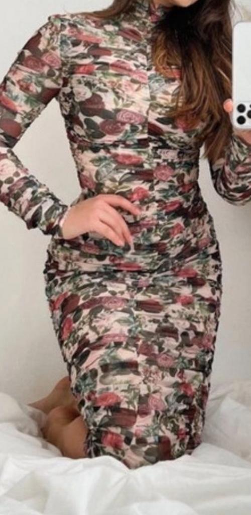 House of cb floral dress. Maat XS. Perfecte staat., Ophalen of Verzenden, Zo goed als nieuw, Roze