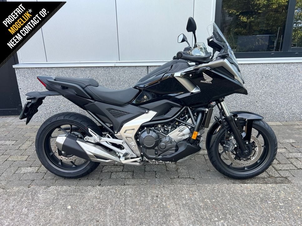 *VERKOCHT* HONDA NC 750 X ABS (bj 2026) de kop is eraf...€€€, 2 cilinders, Motorrijbewijs A, Bedrijf, Onbekend