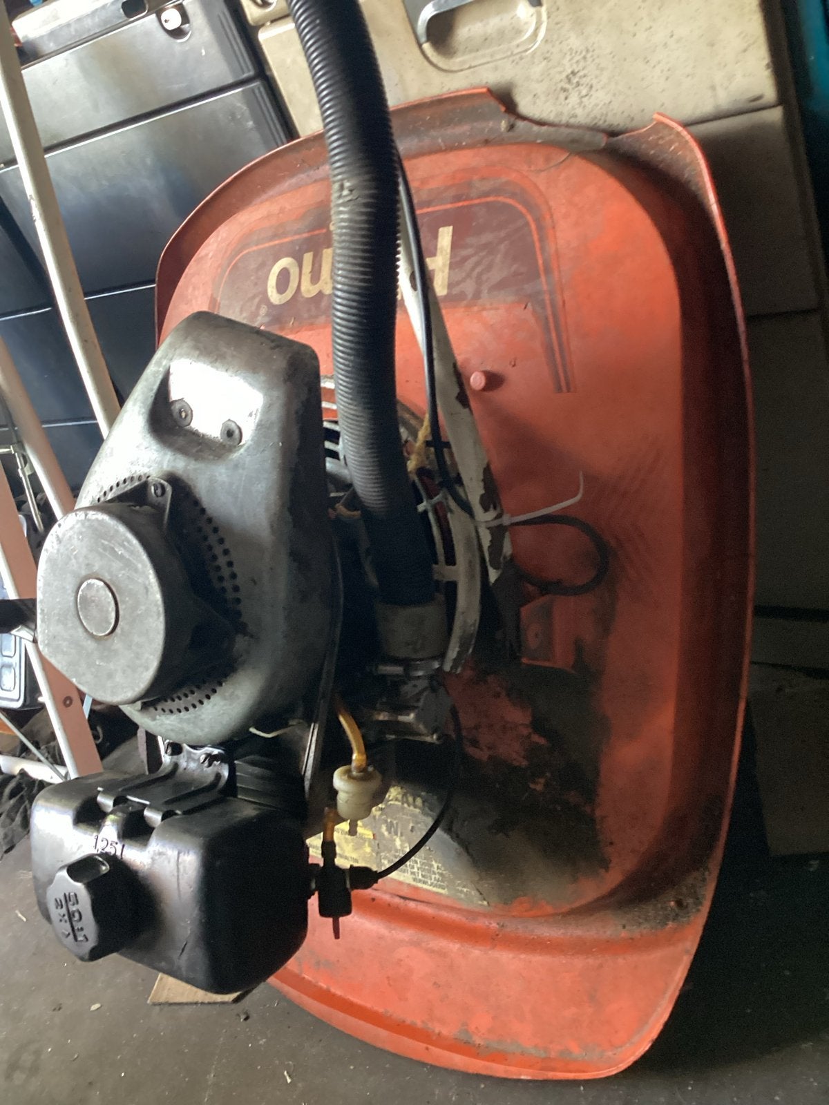 Flymo GT2 Zweefmaaier - Ontsteking defect, Ophalen, Gebruikt, Benzine-grasmaaier, 40 t/m 49 cm