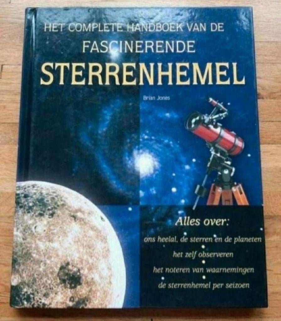 Fascinerende sterrenhemel
Zonnestelsel planeten veel info, Ophalen of Verzenden, Zo goed als nieuw