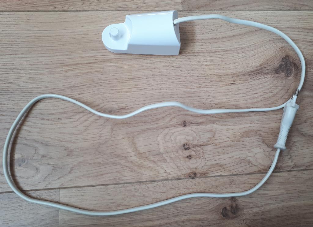 Oplader voor elec tandenborstel. Oplader type Braun 4728., Ophalen of Verzenden, Gebruikt, Overige typen