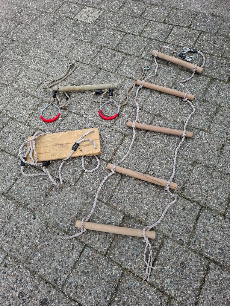 Schommelset: Schommel, ringen en touwladder, Ophalen, Nieuw