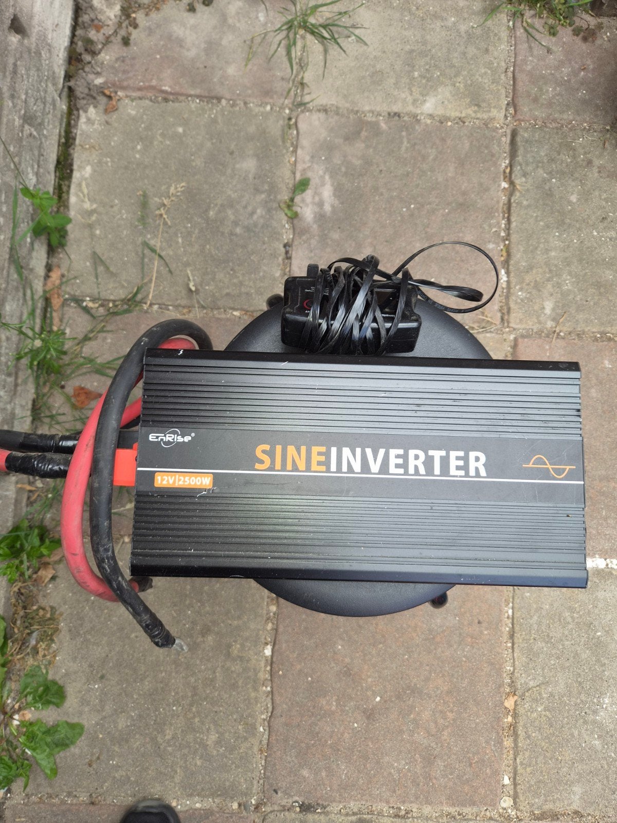 SINEINVERTER 12V 2500W Omvormer, Ophalen of Verzenden, Gebruikt, Overige merken, Omvormer