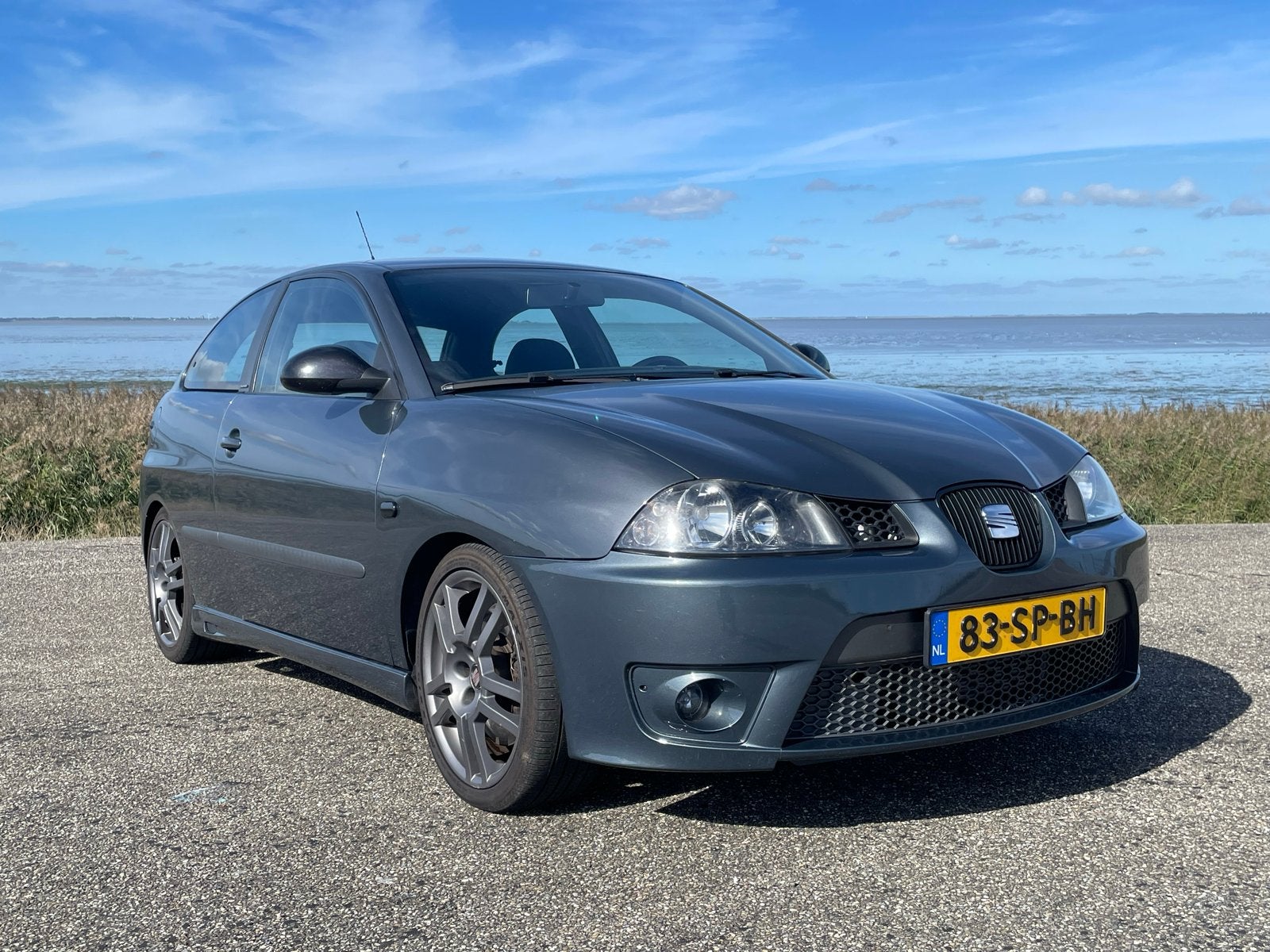 Seat Ibiza 1.8 20VT CUPRA origineel NL nieuwe APK, Stof, Zwart, 4 cilinders, 179 pk