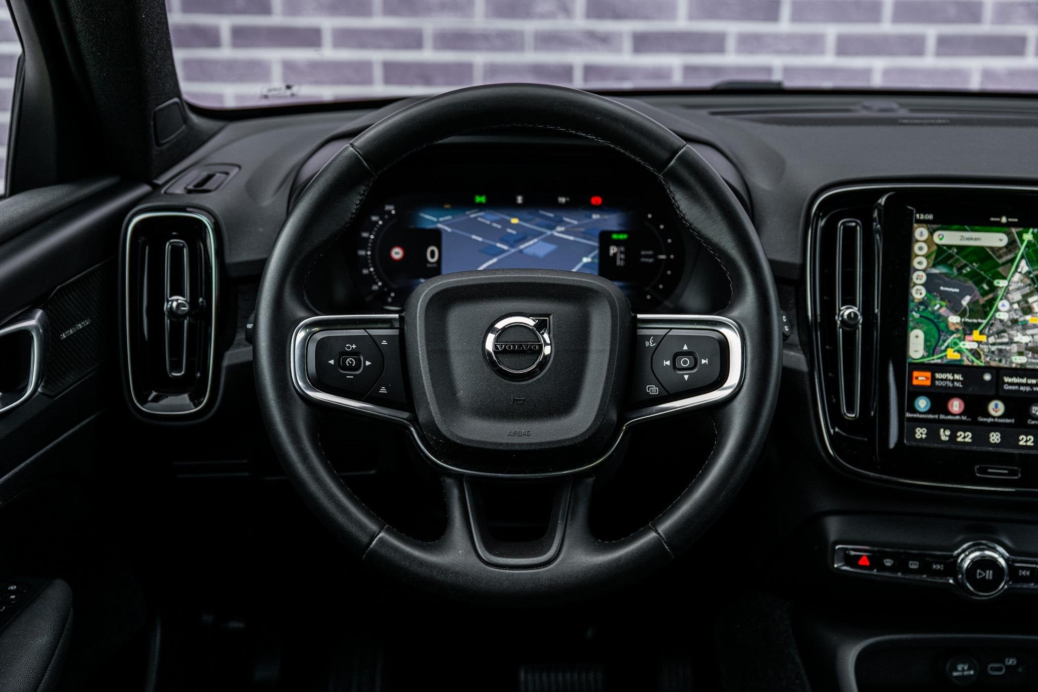 Volvo EX40 Single Motor Extended Range Plus 82 kWh | Trekhaa, Auto's, Automaat, 12 maanden, Gebruikt, 82 kWh