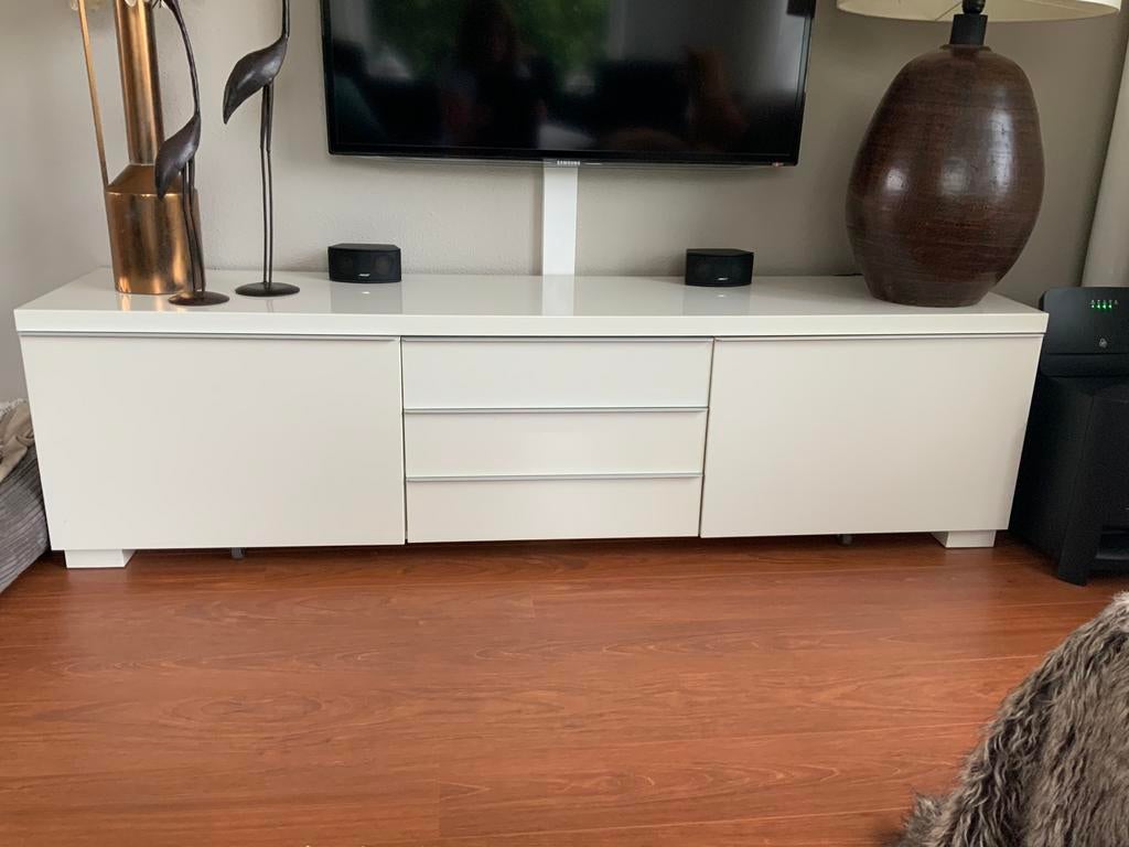 TV meubel, Ophalen, 150 tot 200 cm, Zo goed als nieuw, Minder dan 100 cm