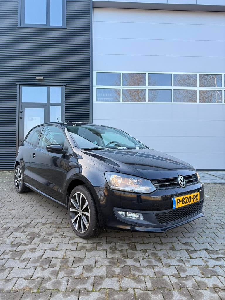 Volkswagen Polo 1.2 tsi 2011 6 bak, Voorwielaandrijving, 40 €/maand, Zwart, 988 kg