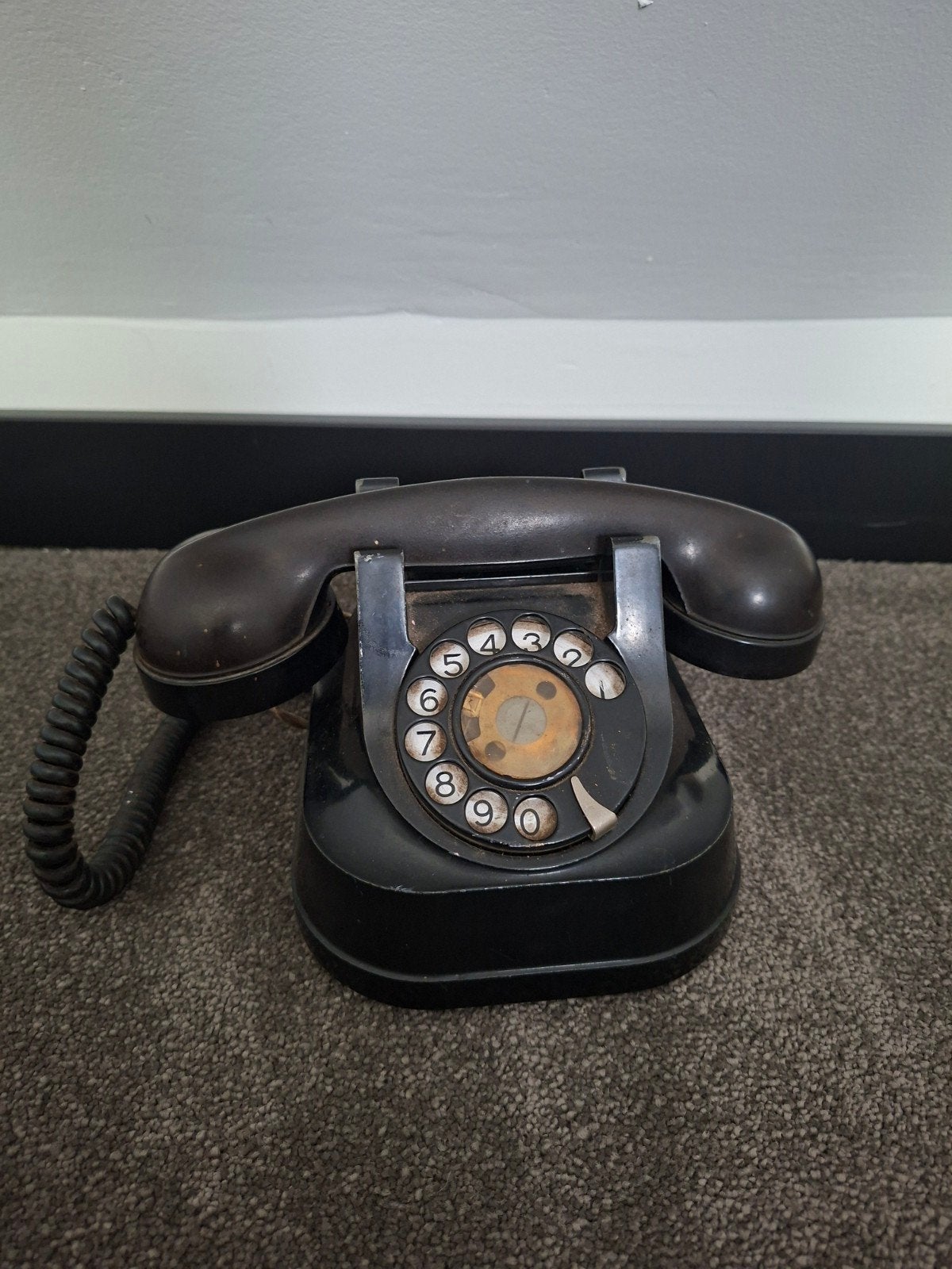 Klassieke Belgische RTT-56 Draaischijftelefoon, Ophalen of Verzenden, Gebruikt, Bakeliet