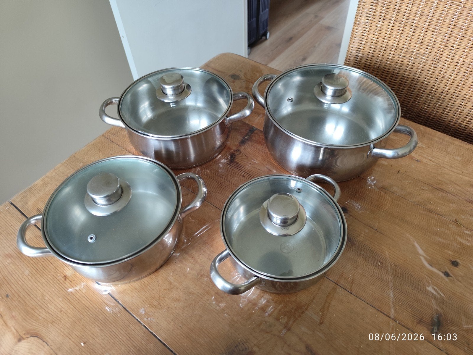 Pannenset RVS met glazen deksels - 4 stuks, Gebruikt, Met deksel, Pannenset, Ophalen of Verzenden