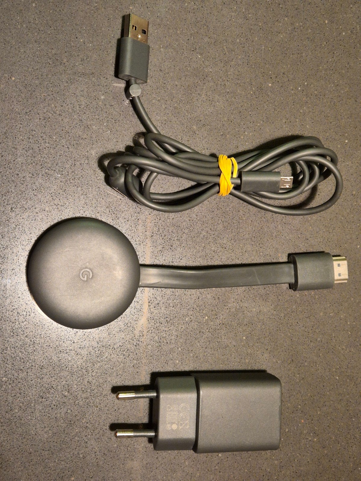 Google Chromecast 3rd Gen + Original Adapter - Getest Werkt, Ophalen of Verzenden, Gebruikt, HDMI, Zonder harde schijf