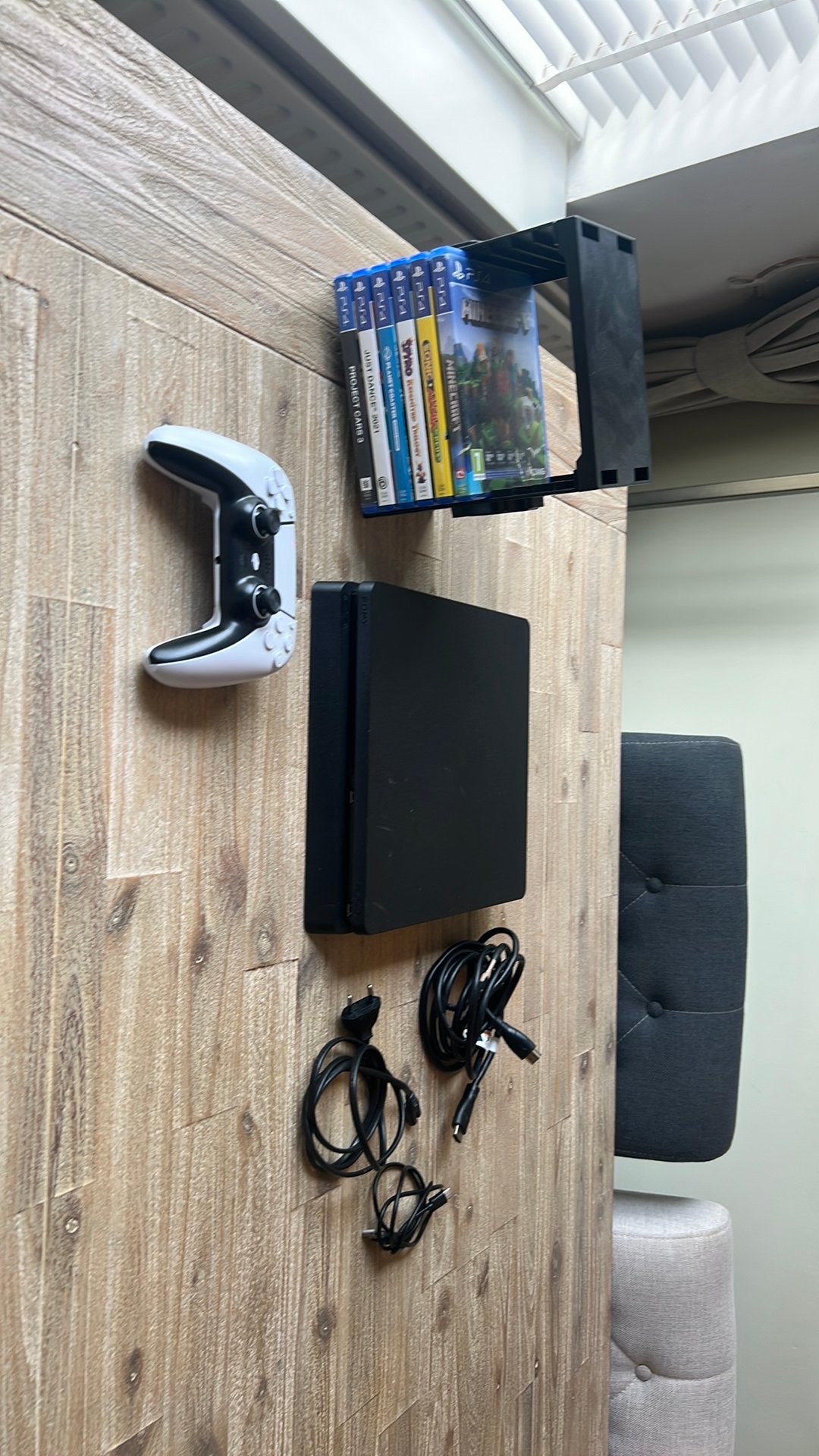 PlayStation 4 met 6 spellen en 1 contoller en 3 kabels, Spelcomputers en Games, Spelcomputers | Sony PlayStation 3, Ophalen, 120 GB