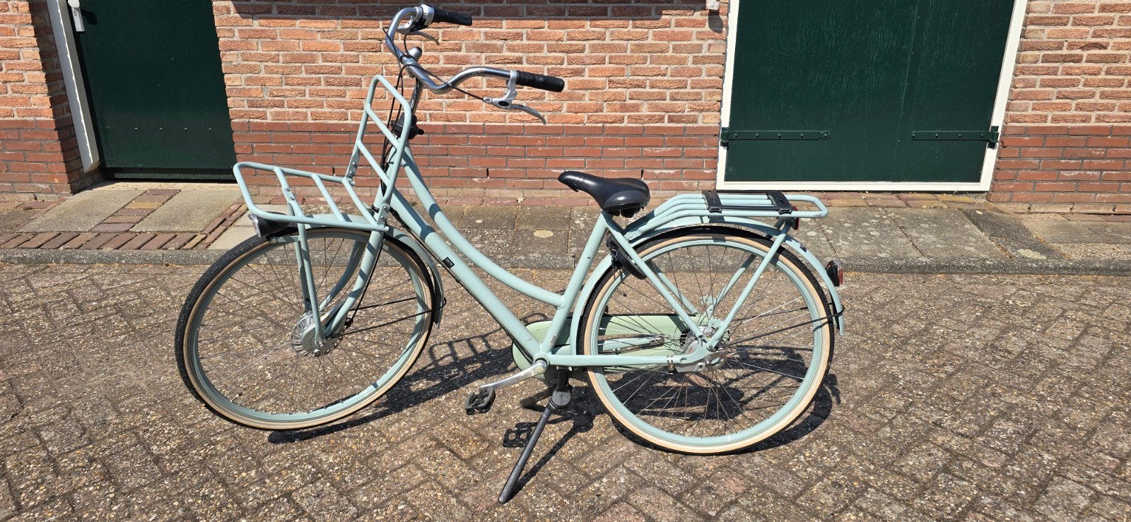 Batavus Damesfiets met voordrager, Fietsen en Brommers, Fietsen | Dames | Damesfietsen, Ophalen, Gebruikt, Versnellingen, Batavus