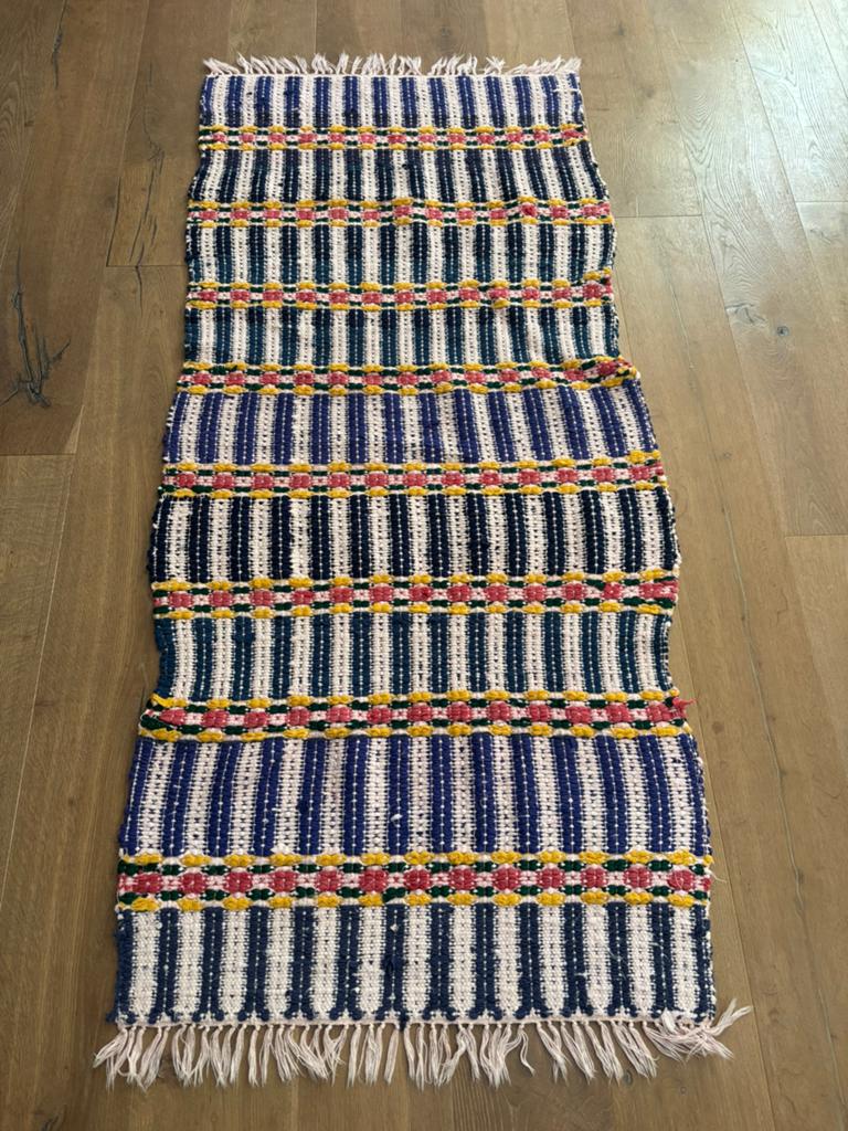 Zweeds voddenkleed/ vloerkleed 178 x 80 cm, Huis en Inrichting, Ophalen of Verzenden, Zo goed als nieuw