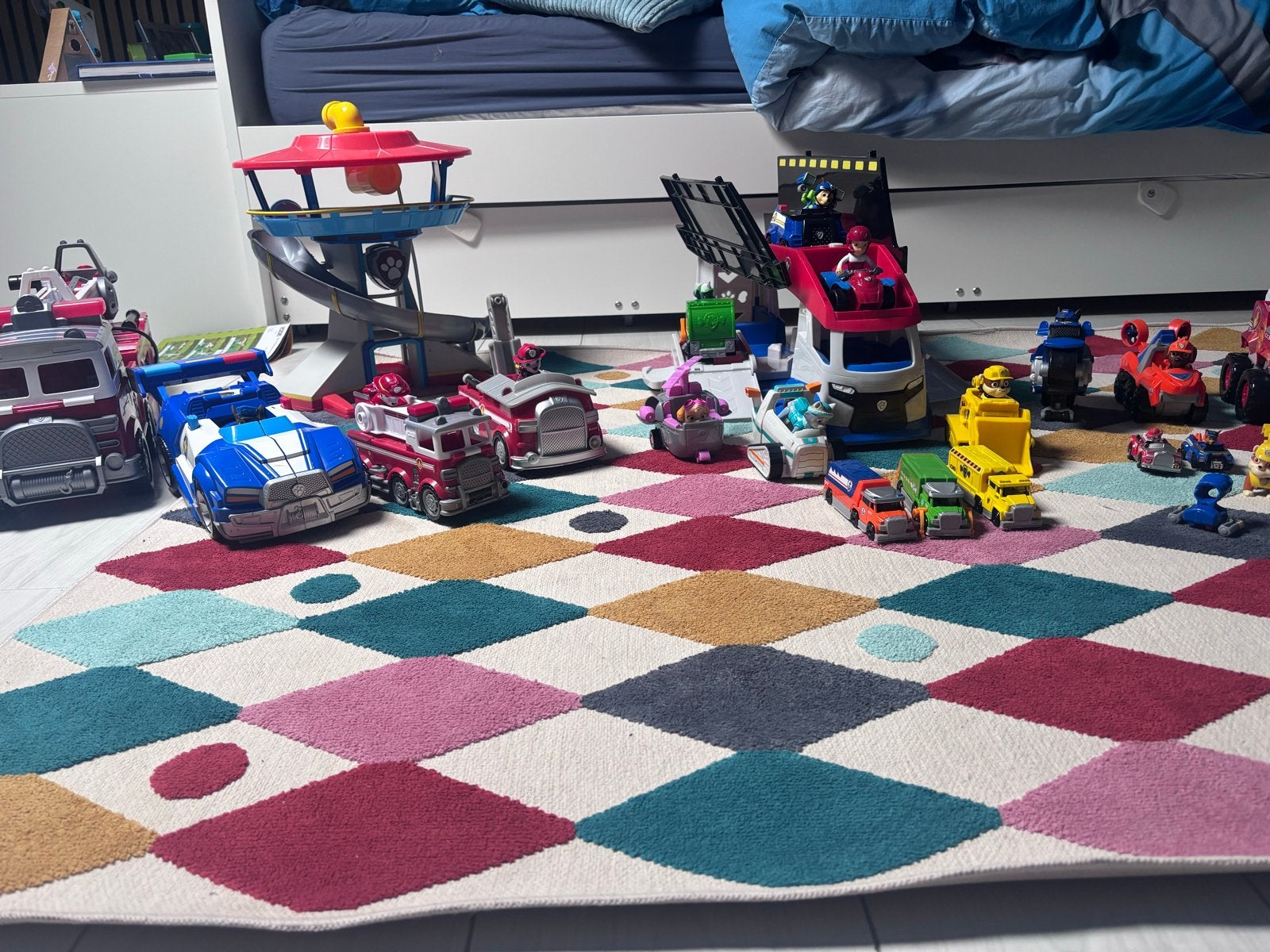 Grote Paw Patrol speelgoedcollectie met uitkijktoren, Ophalen, Gebruikt