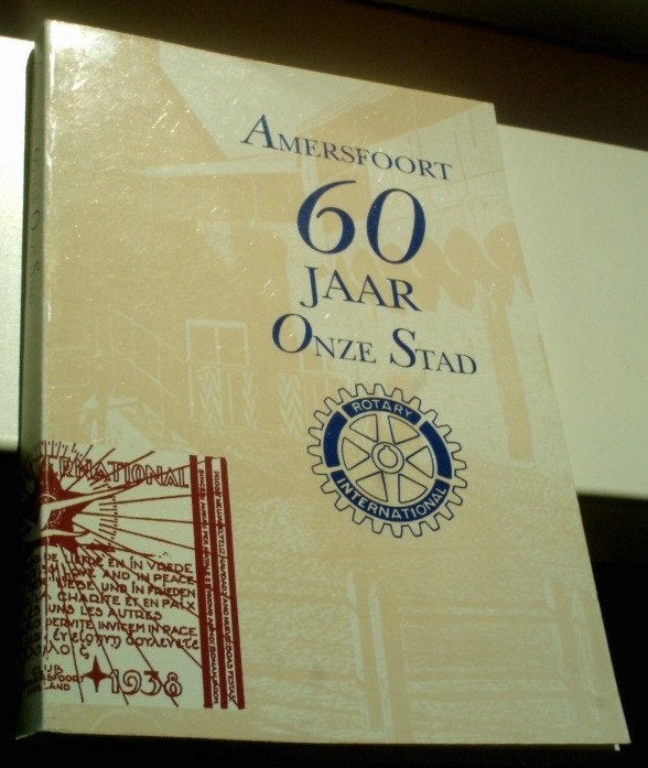 Amersfoort 60 jaar onze stad 1932-1992(Keimpe Koopmans)., Boeken, Ophalen of Verzenden, Zo goed als nieuw
