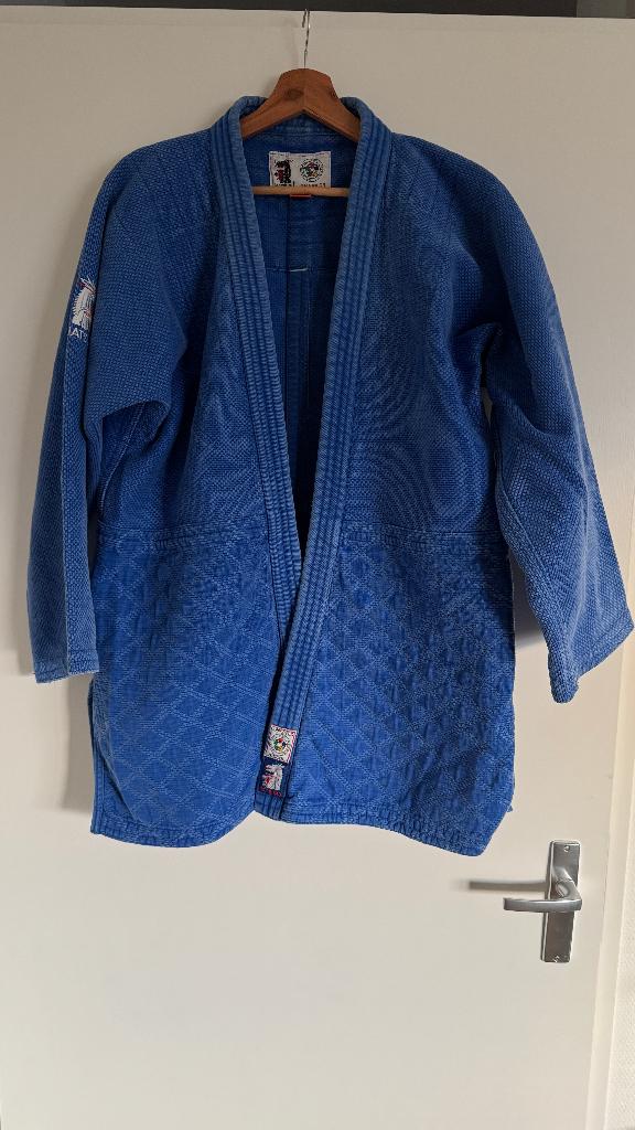 Blauwe judogi met broek, blauw, Matsuru, maat 180, Gebruikt, Judo, Vechtsportpak, Maat L