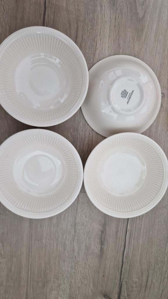 Wedgwood Windsor  - Set van 4 schoteltjes, Verzenden