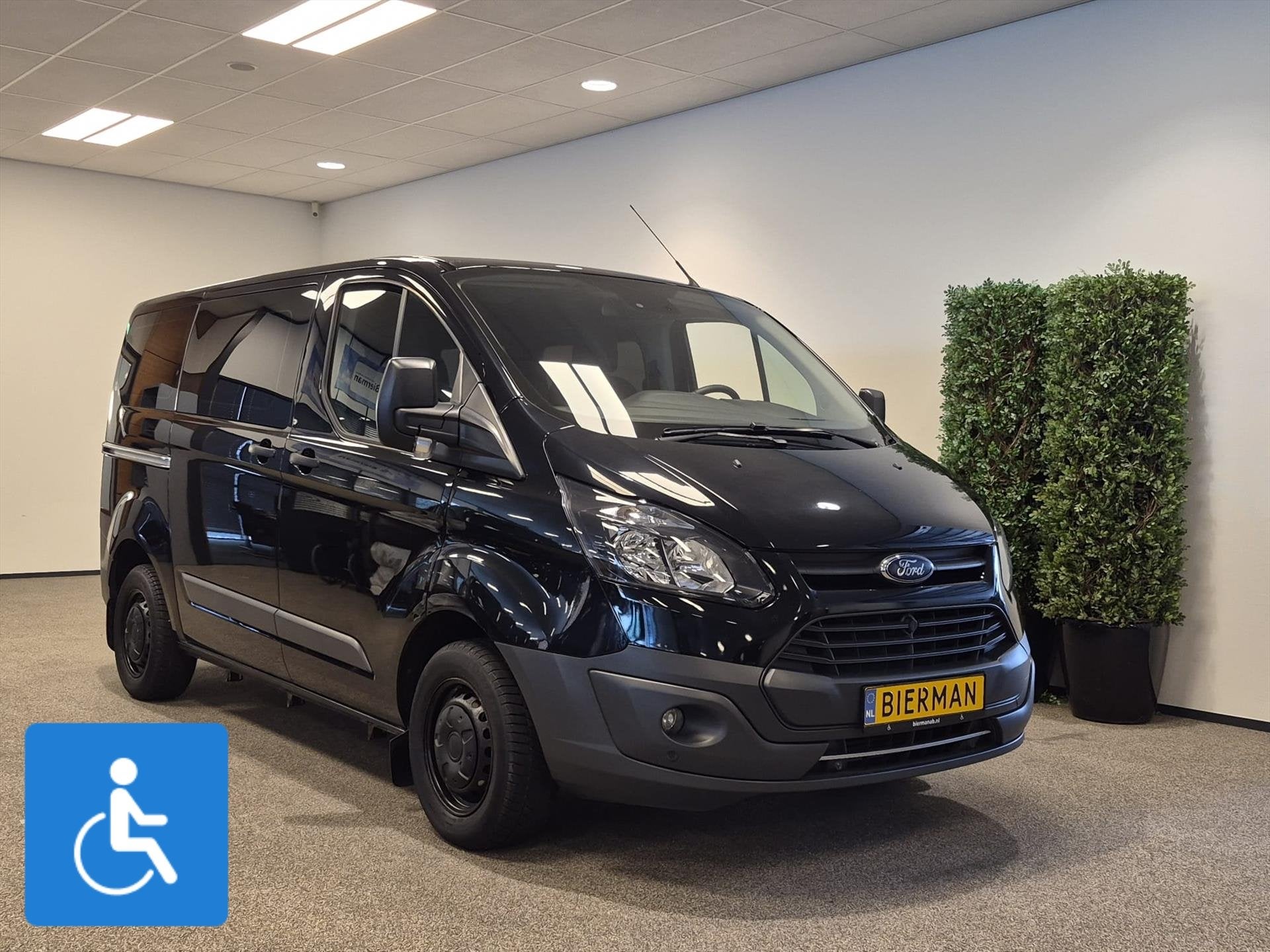 Ford Transit Custom L1H1 Rolstoelbus, 12 maanden, Stof, Zwart, 4 cilinders