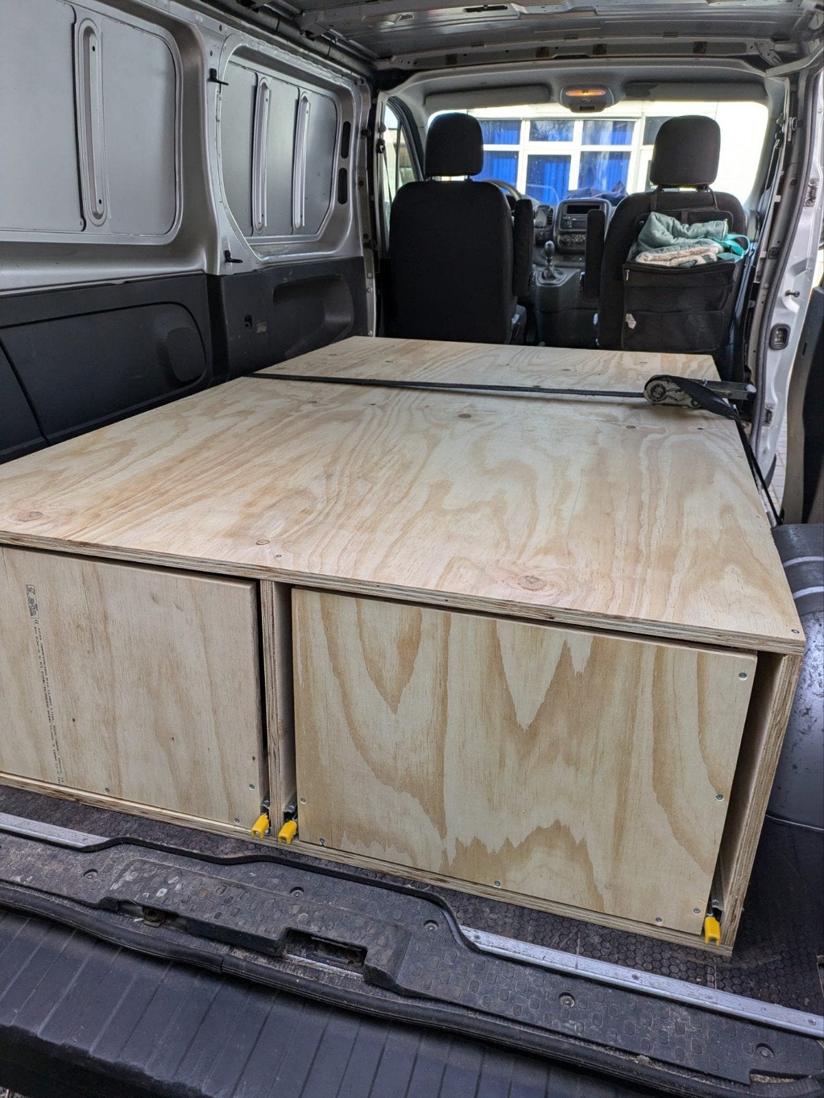 Campervan inbouw: bed, keuken en opbergruimte, Caravans en Kamperen, Camper-accessoires, Ophalen