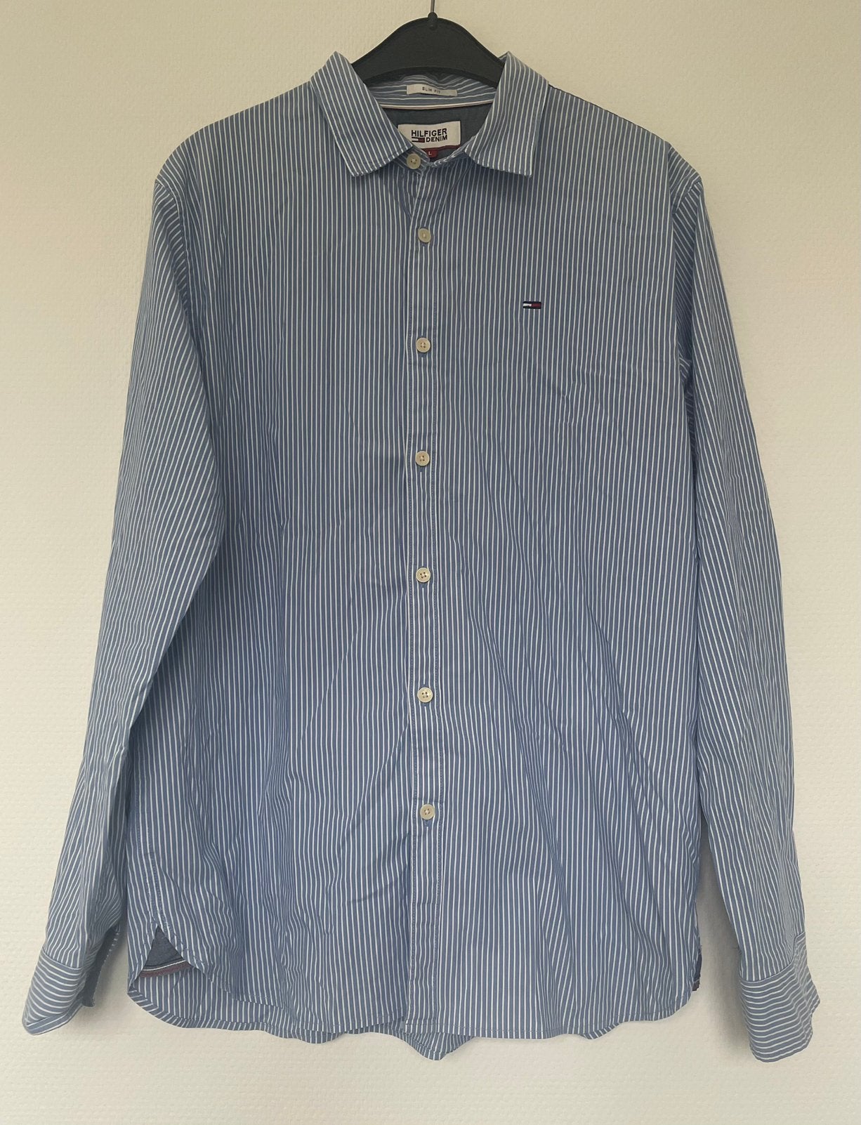 Tommy Hilfiger Denim overhemd maat L, Kleding | Heren, Ophalen of Verzenden, Zo goed als nieuw, Blauw, Halswijdte 41/42 (L)