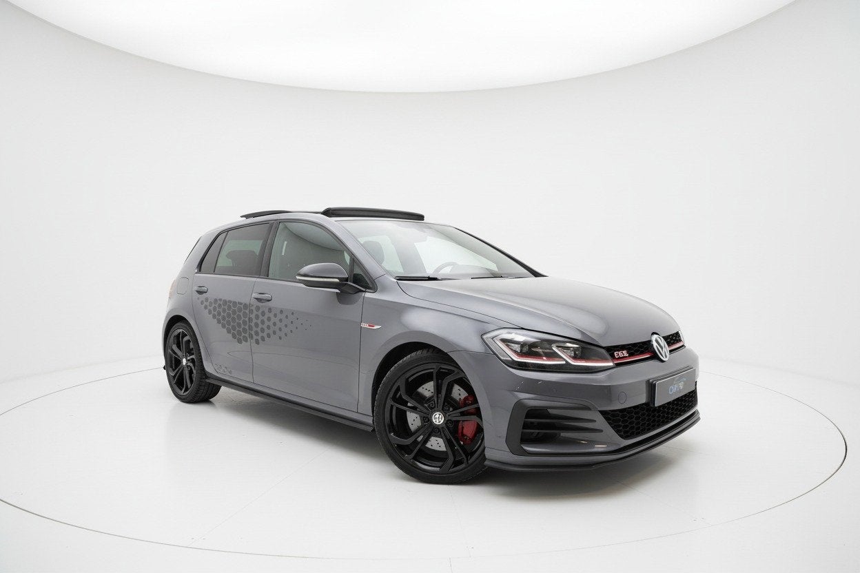 Volkswagen Golf 2.0 TSI GTI TCR PANO VIRTUAL ACC KEYLESS CAM, 1330 kg, 15 km/l, Gebruikt, 1984 cc