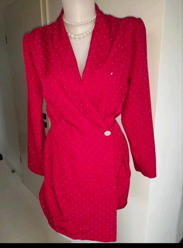 Strassteentjes Jumpsuit met Lange Mouw en Broekje, Kleding | Dames, Jumpsuits, Maat 38/40 (M), Nieuw, Ophalen of Verzenden, Rood