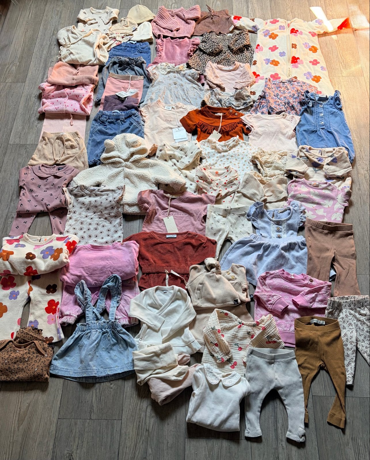 Grote kledingbundel meisjes maat 50-62 (60+ stuks), Verzenden, Zo goed als nieuw, Meisje