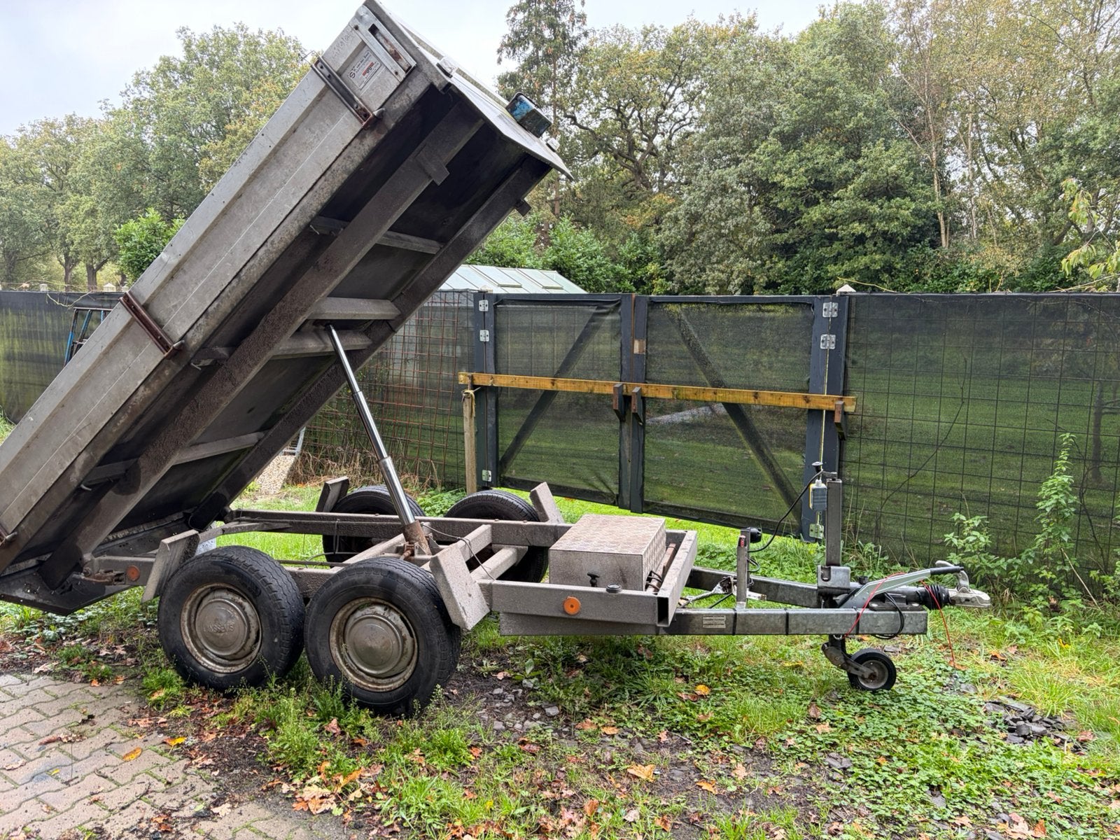 Plateauwagen/kipper elektrisch 2700 kg 150x300cm, Ophalen, Gebruikt