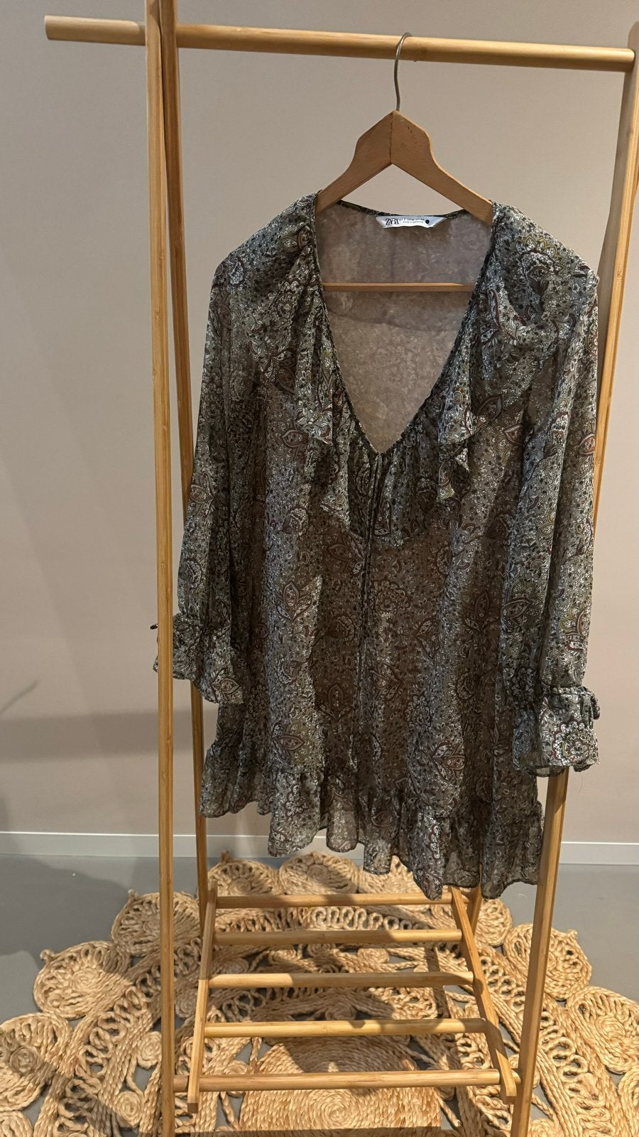 Zara jurkje met Paisley Print en Ruches - Maat S, Meerkleurig, Ophalen of Verzenden, Zo goed als nieuw, Maat 36 (S)