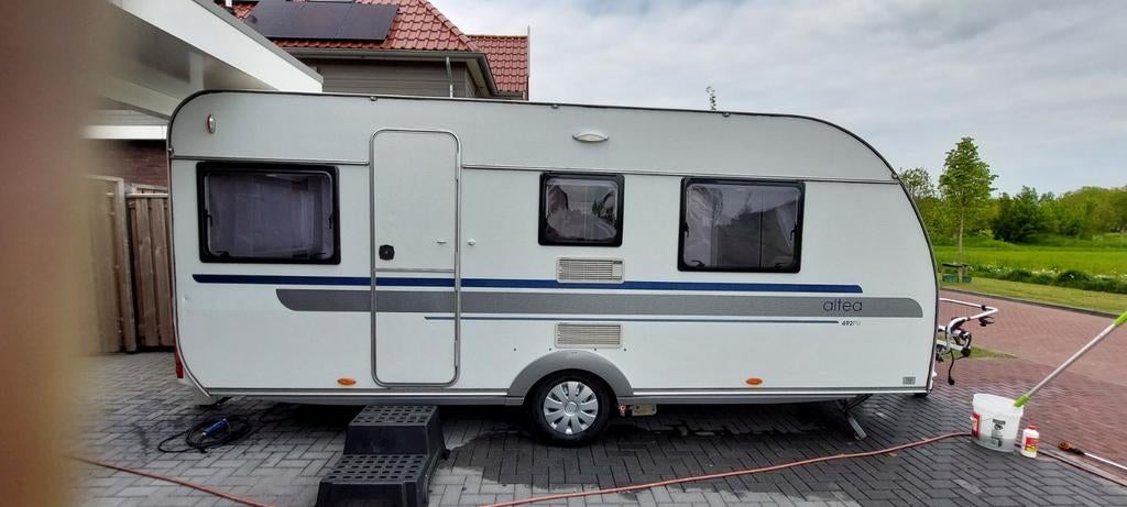Adria altea 492 pu met queensbed bouwjaar 2011, Mover, Rondzit, Particulier, Adria