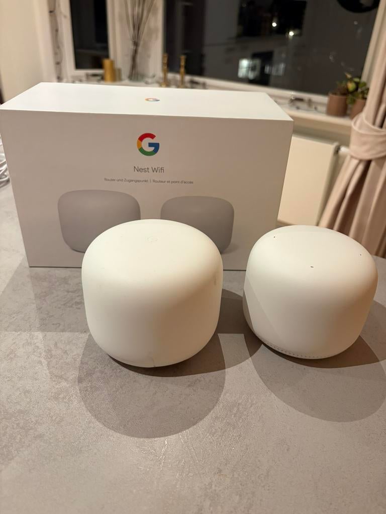 Google nest wifi router en wifi punt, Computers en Software, WiFi-versterkers, Ophalen of Verzenden, Zo goed als nieuw