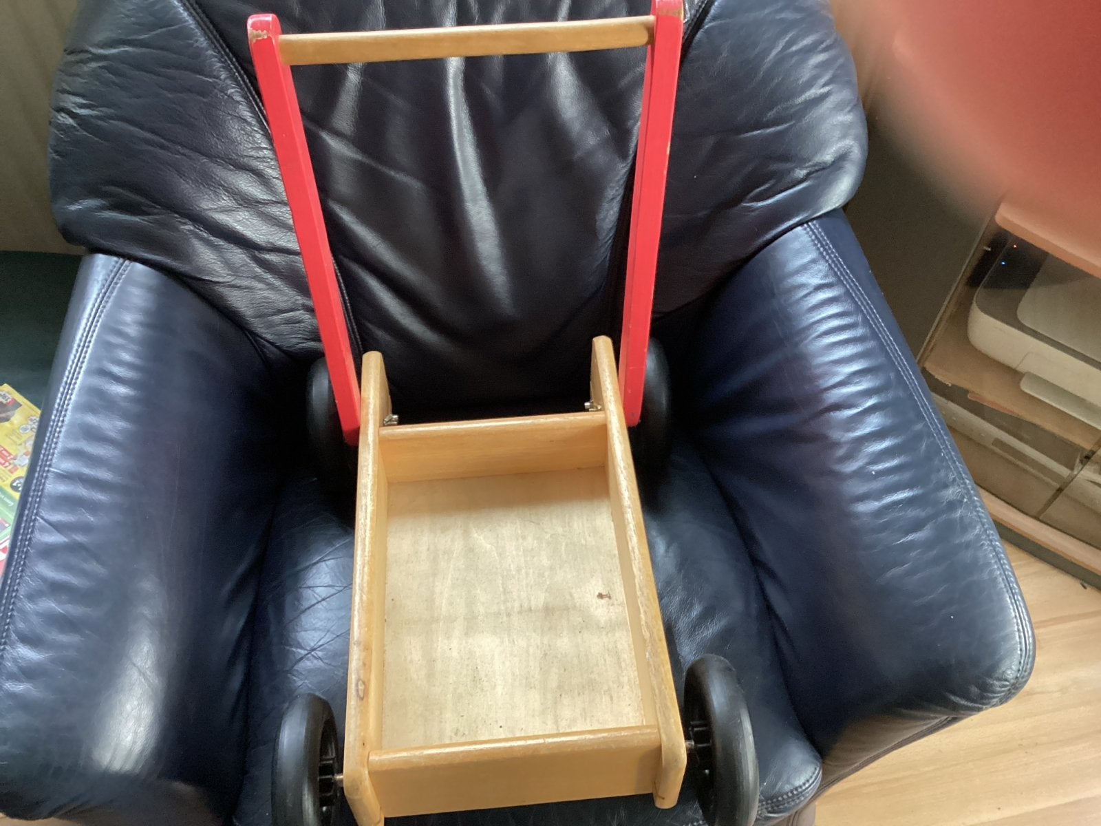 Houten Loopwagen met Verstelbaar Handvat, Ophalen, Gebruikt, Overige typen, Met wieltjes