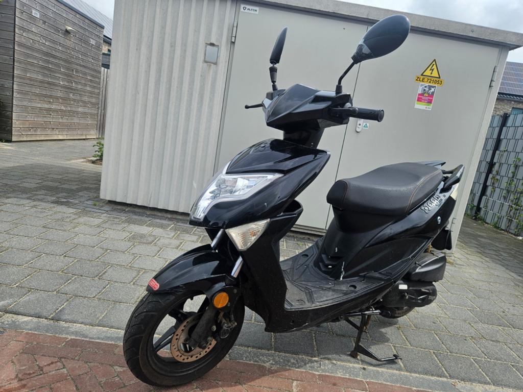 Agm Eagle Snorscooter 2020 opknapper, Fietsen en Brommers, Ophalen, Gebruikt, Benzine